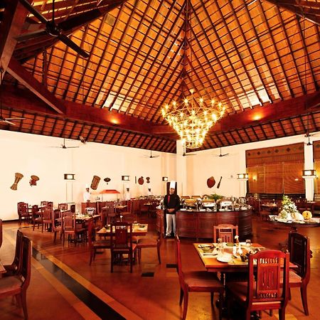 Abad Whispering Palms Otel Kumarakom Dış mekan fotoğraf