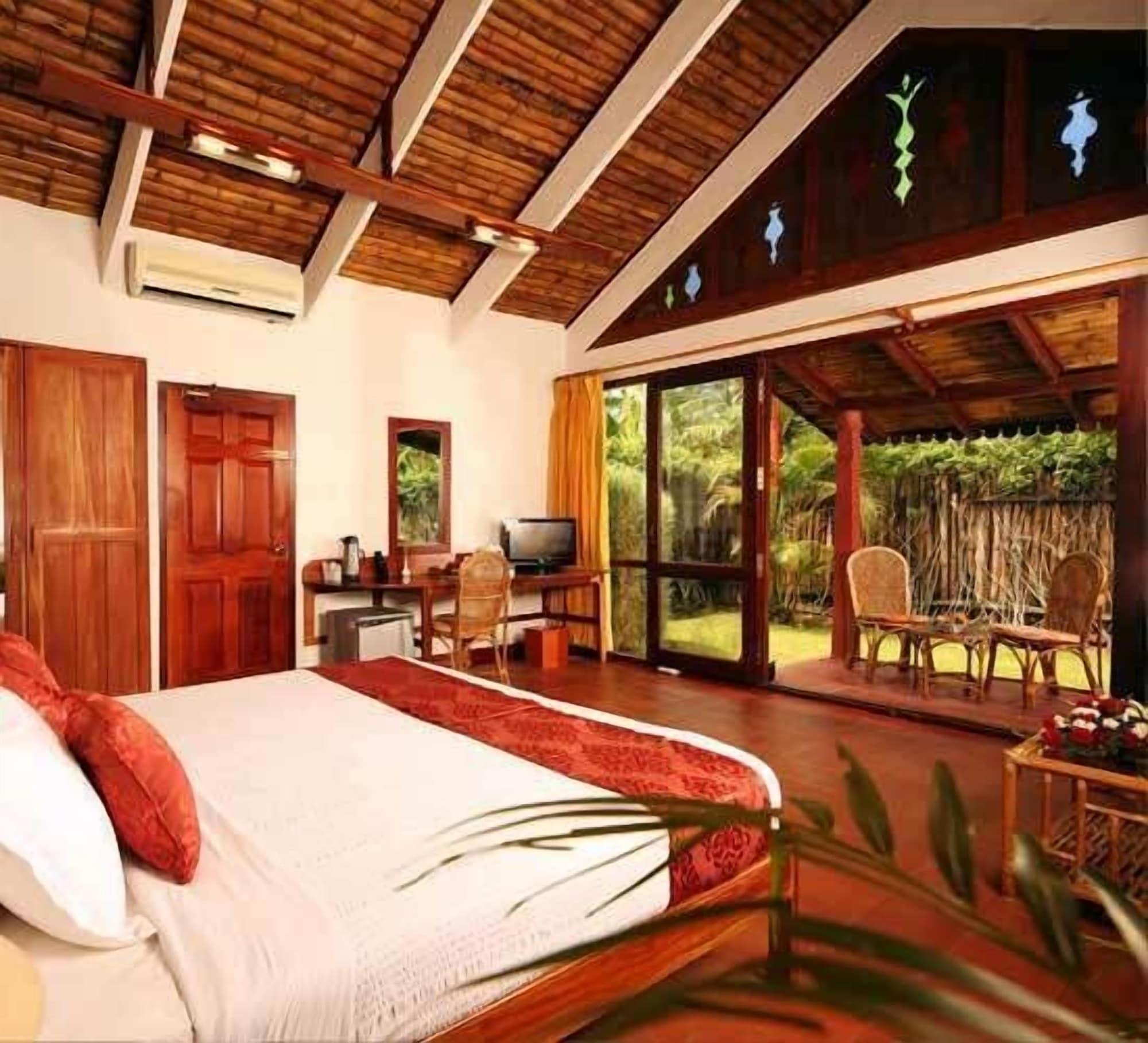 Abad Whispering Palms Otel Kumarakom Dış mekan fotoğraf
