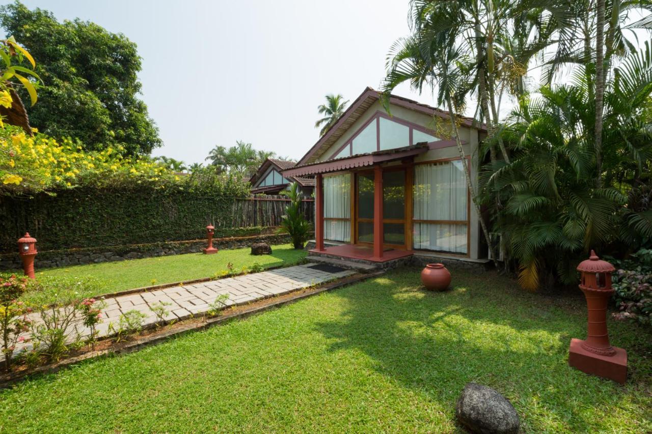 Abad Whispering Palms Otel Kumarakom Dış mekan fotoğraf