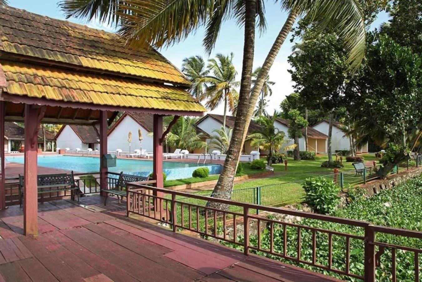 Abad Whispering Palms Otel Kumarakom Dış mekan fotoğraf