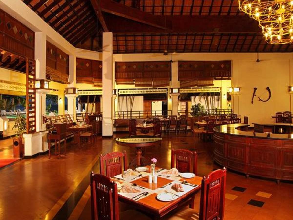Abad Whispering Palms Otel Kumarakom Dış mekan fotoğraf