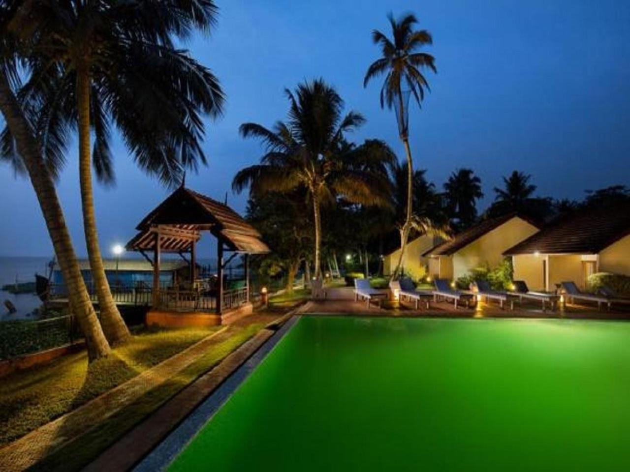 Abad Whispering Palms Otel Kumarakom Dış mekan fotoğraf